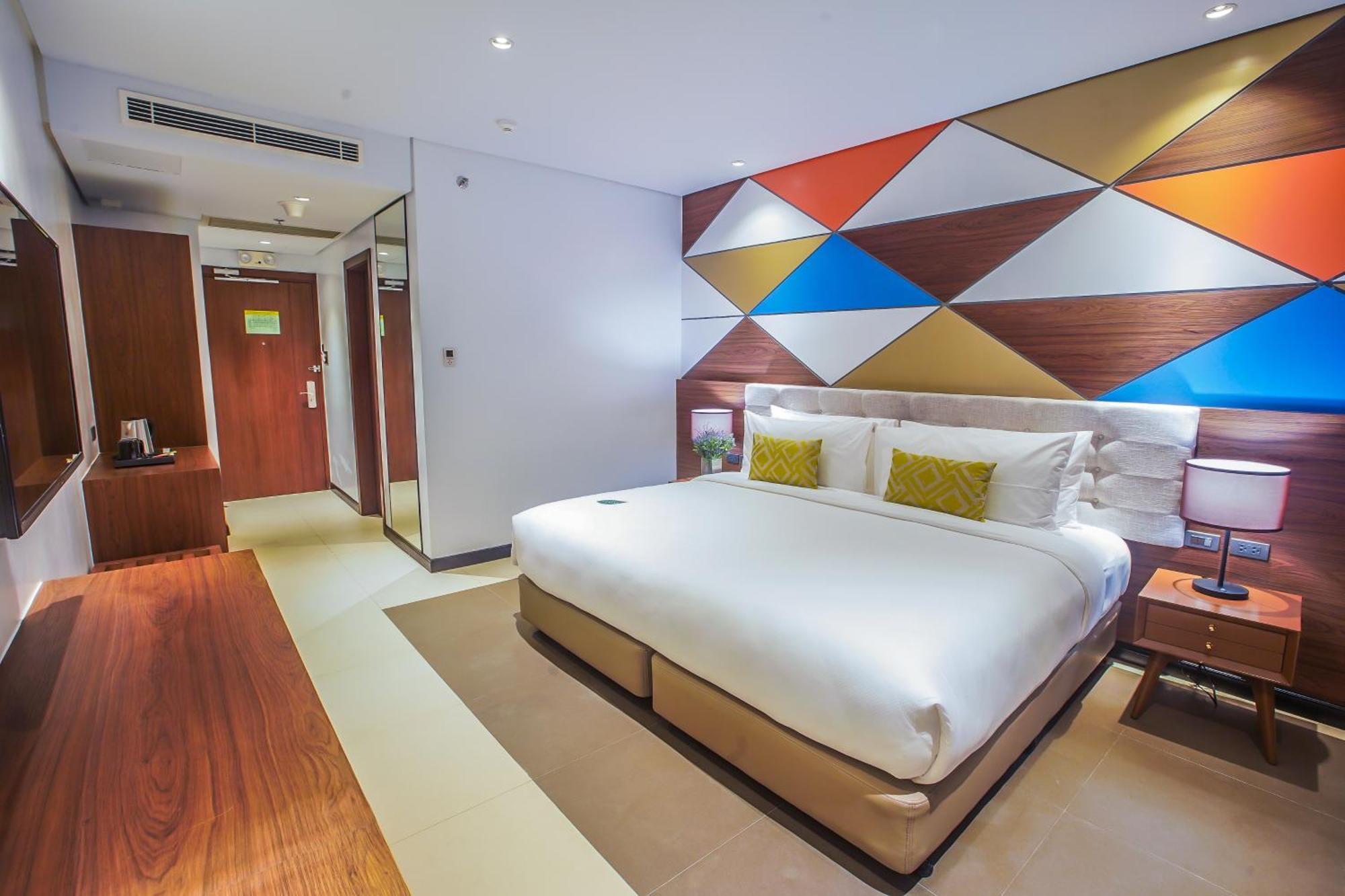 Summit Hotel Naga Exterior photo
